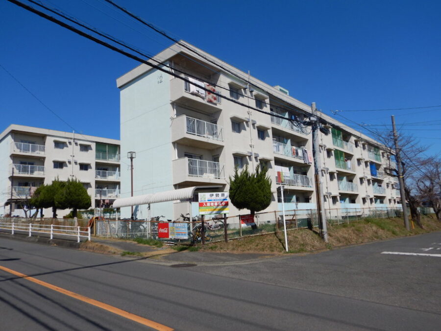 納谷建築設計事務所×神奈川県住宅供給公社×東海大学による「伊勢原団地12号棟リノベーションプロジェクト」