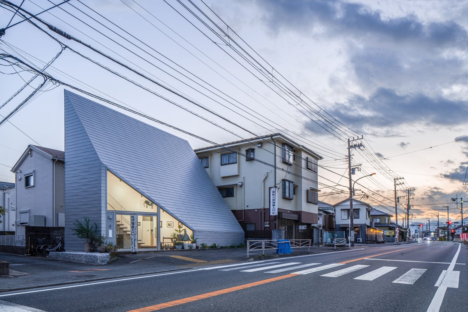 8.5ハウス / DOG - TECTURE MAG（テクチャーマガジン） | 空間デザイン