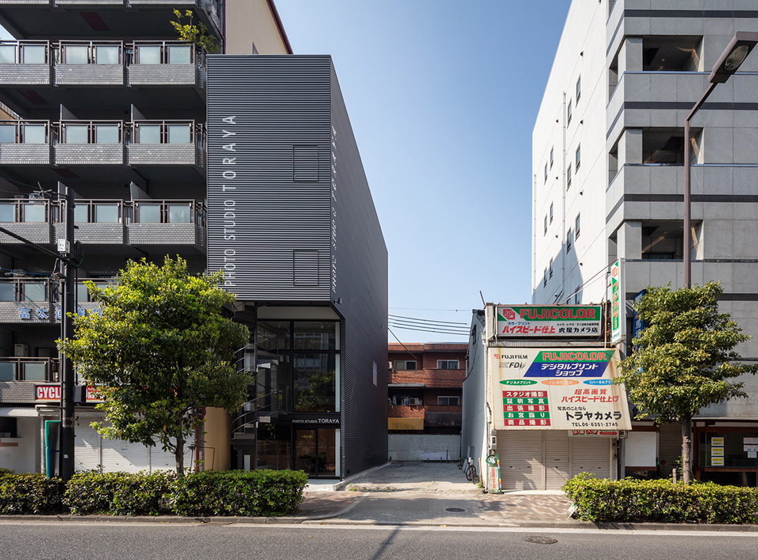 九谷焼 遊環付 太鼓胴花生 明治骨董 共箱 手描き 旧家蔵出し コレクター放出 新道工房 染付 潮汲み図八角鉢﻿ - 世田谷雑貨店LOU&DECO