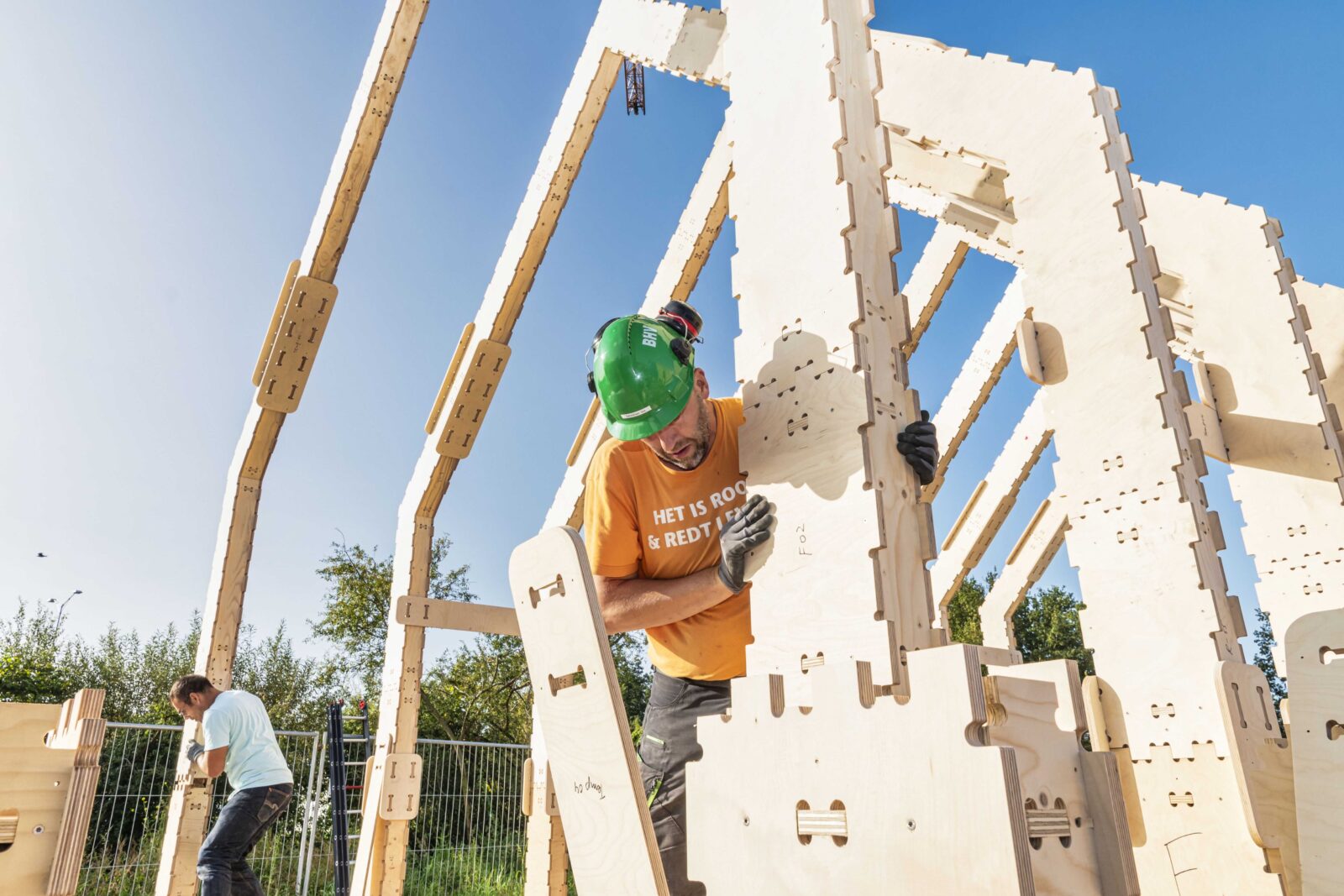 ご確認用】統率者レジェンズ foil 登る建築家、レベック 日本語 1枚