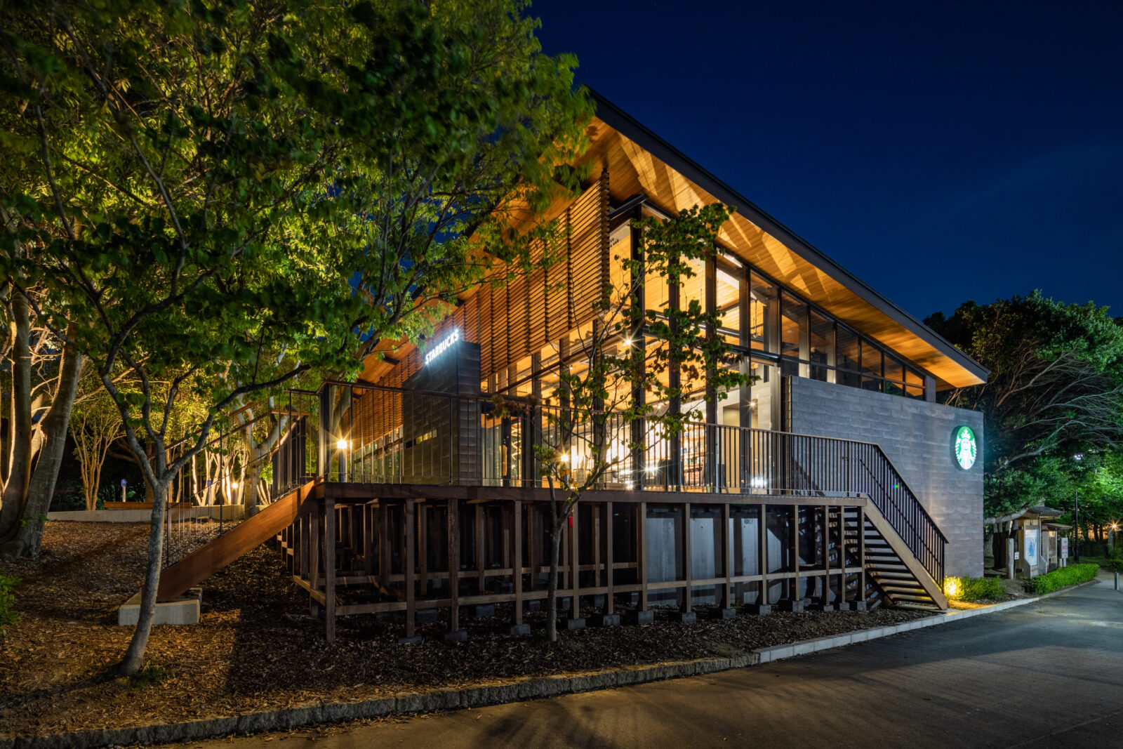 STARBUCKS COFFEE JAPAN / 店舗設計部が建築士・内装デザイナーを募集 - TECTURE MAG(テクチャーマガジン ...