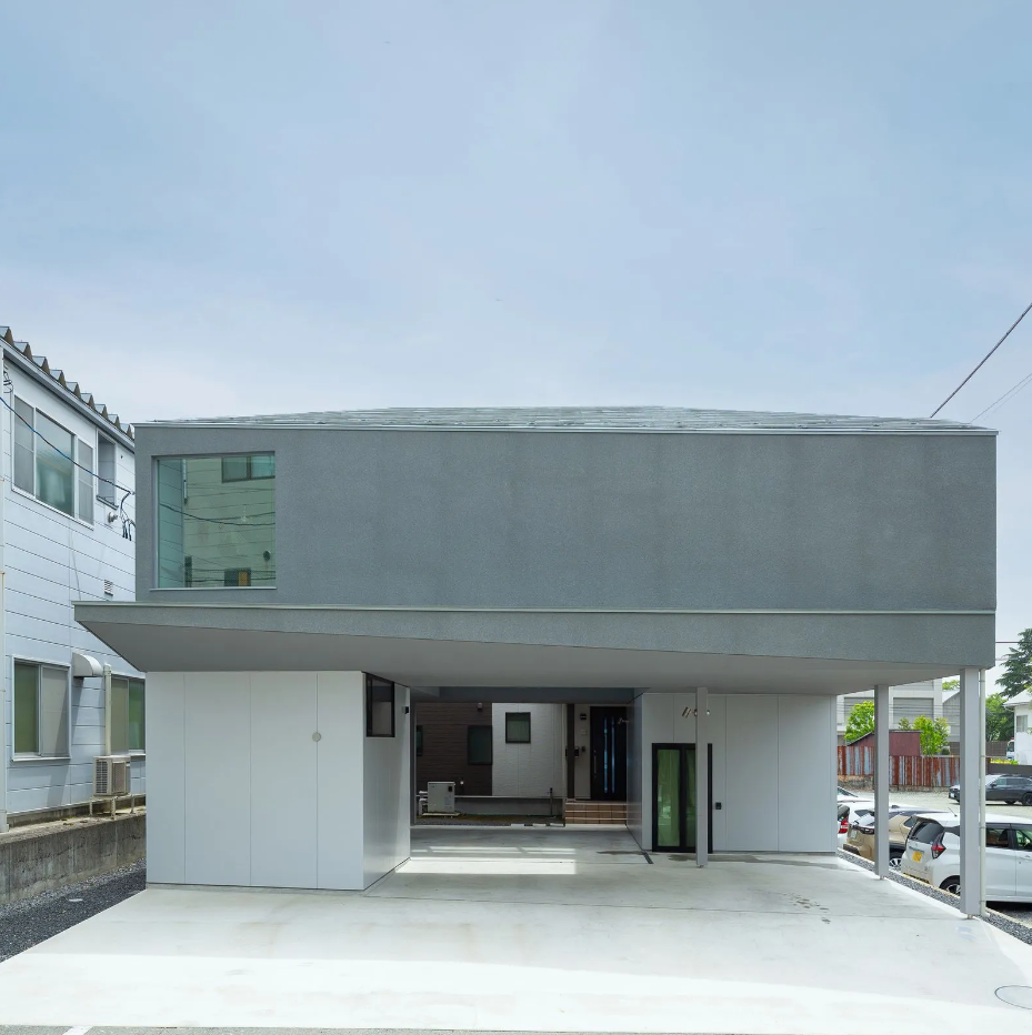 空の矩形と軒下 / 山形の住宅 / Ginga architects - TECTURE MAG