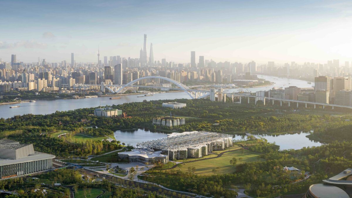 万博跡地に残る構造物を活用した温室〈Expo Cultural Park Greenhouse〉© CreatAR