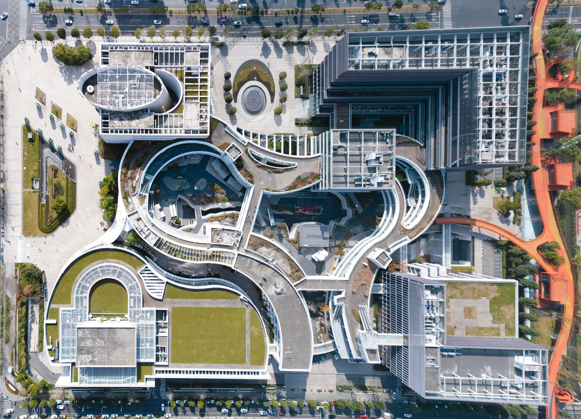 9eeb9c5909351090fb39e82e2ba498