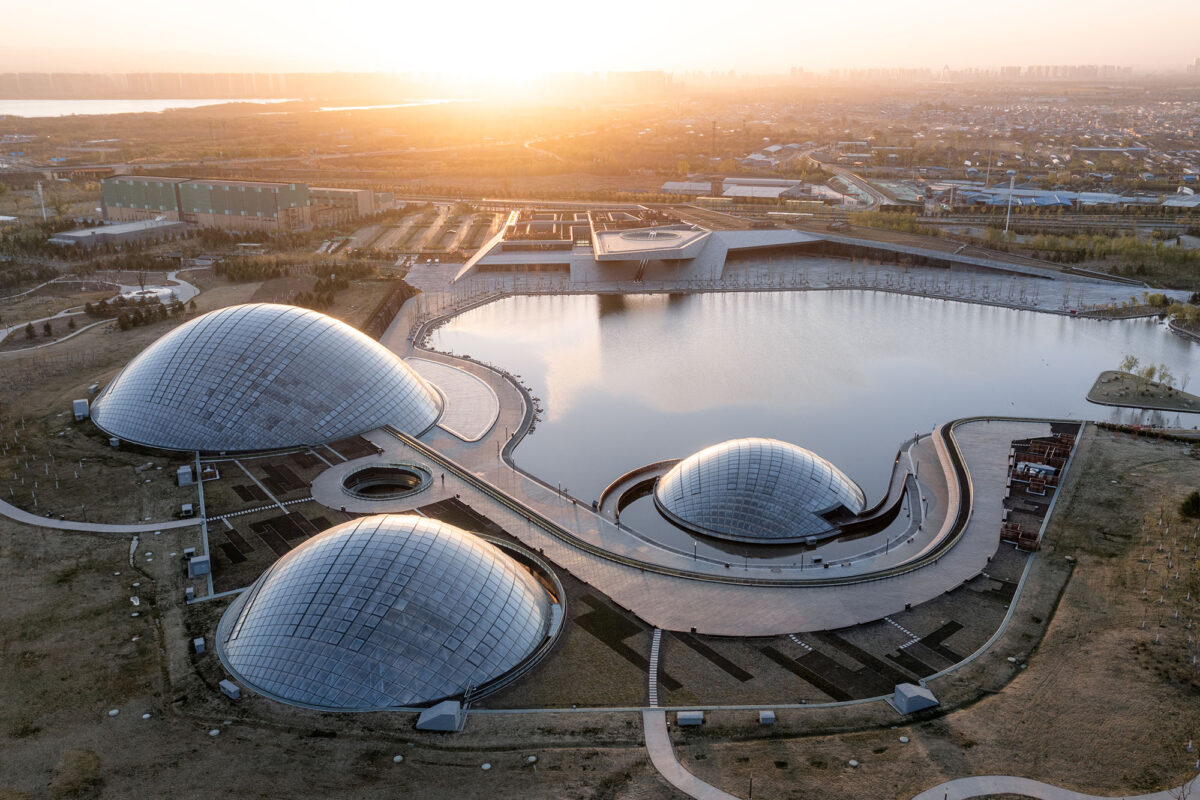 〈太原植物園〉鳥瞰、設計：DMAA、© CreatAR