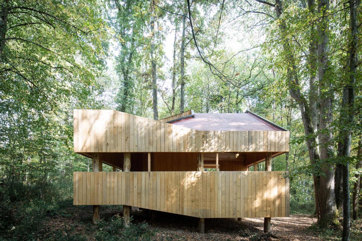 〈100% WOODEN HOUSE〉設計：LOCAL、Suphasidh Studio