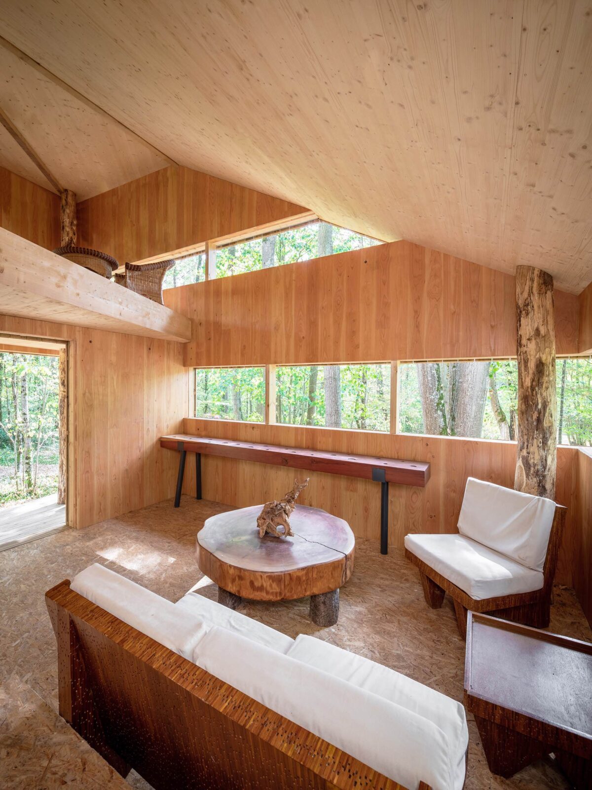 〈100% WOODEN HOUSE〉設計：LOCAL、Suphasidh Studio