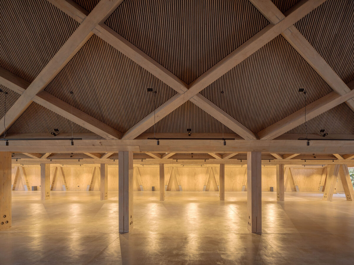 〈Mumo（Museum Of Motorcycles）〉設計：DRAA（Del Rio Arquitectos Asociados）