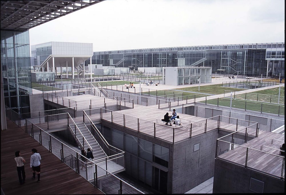 埼玉県立大学（1999） 