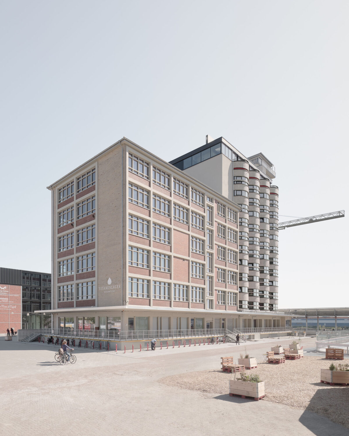 〈ケロッグ・ブレーメン（Kellogg‘s Bremen）〉設計： DMAA（Delugan Messl Associated Architects）