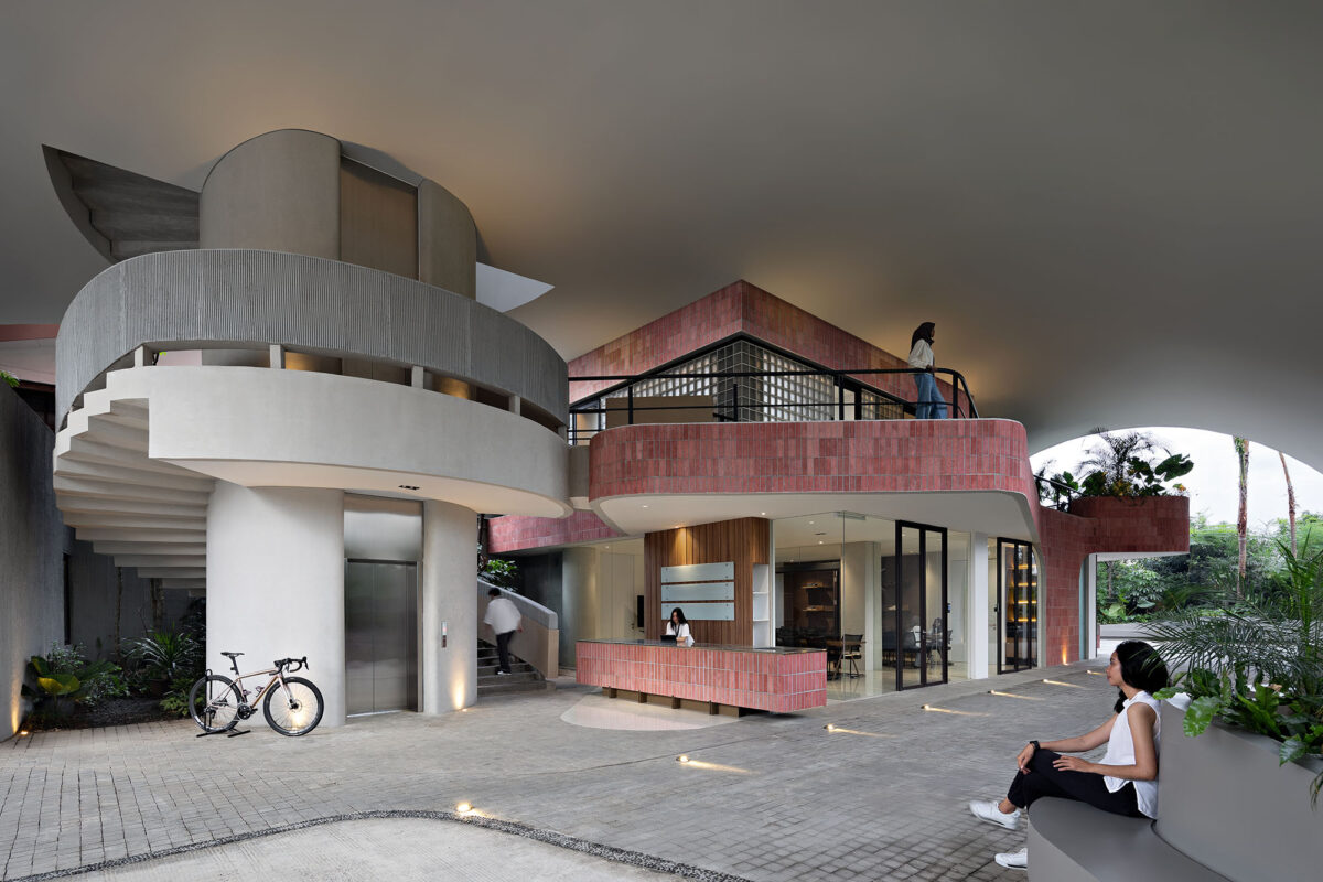 〈セージハウス・オフィスガーデン（Sagehaus Office Garden）〉設計：RAD+ar（Research Artistic Design + architecture）