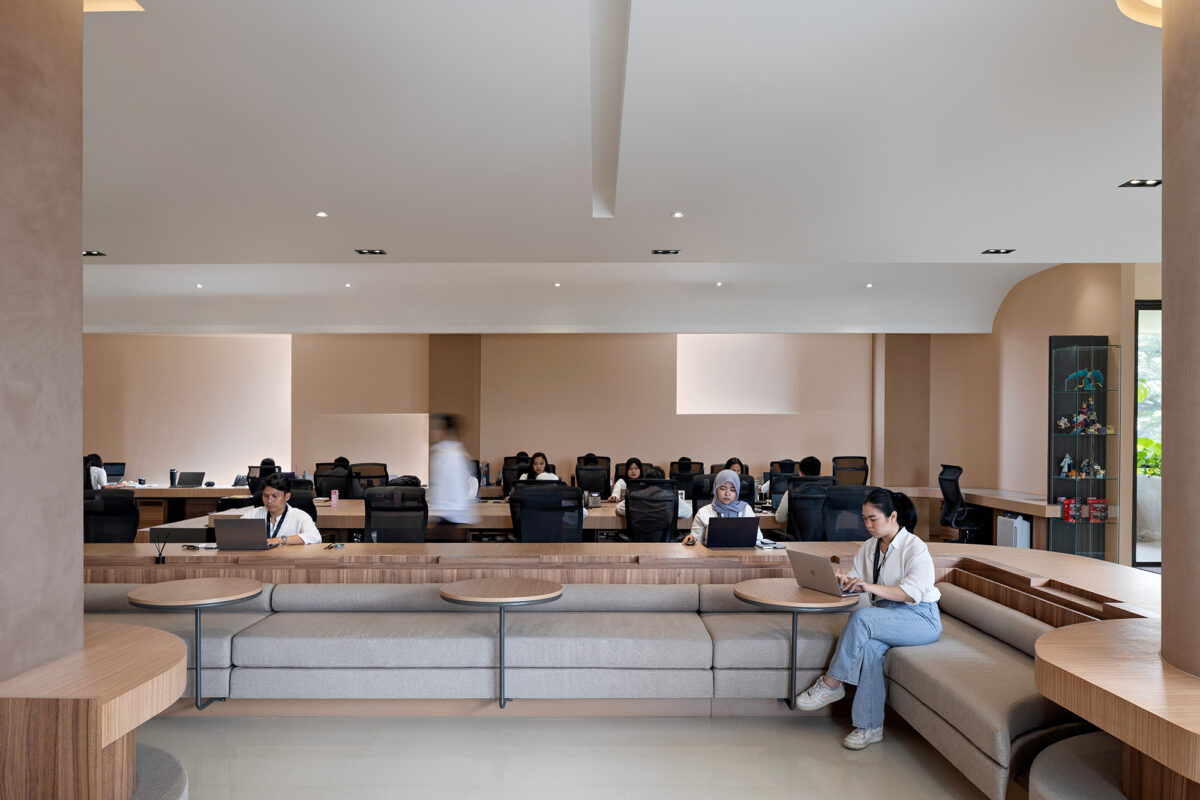 〈セージハウス・オフィスガーデン（Sagehaus Office Garden）〉設計：RAD+ar（Research Artistic Design + architecture）