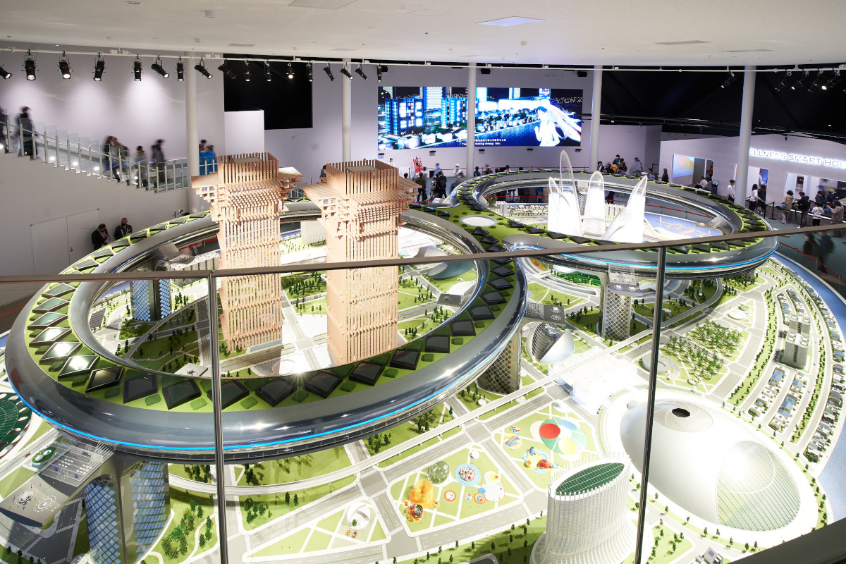 飯田グループ×大阪公立大学共同出展館