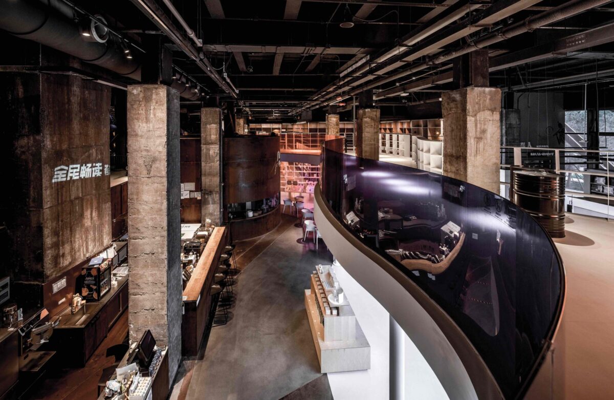 〈溶鉱炉の書店（Bookstore in the Blast Furnace）〉設計：ハイパーシティ・アーキテクツ（hyperSity Architects）