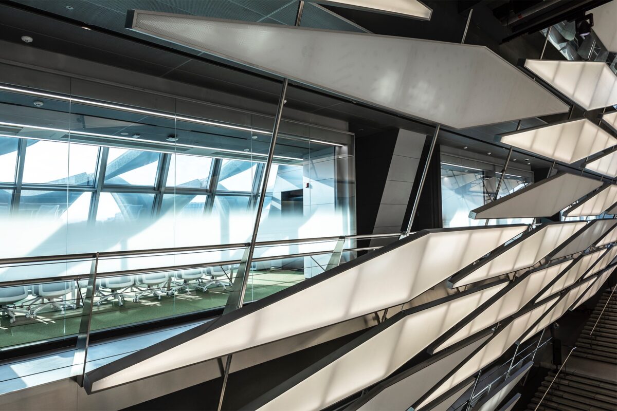 〈コロン ワン&オンリー タワー（Kolon One & Only Tower）〉設計：モーフォシス・アーキテクツ（Morphosis Architects）