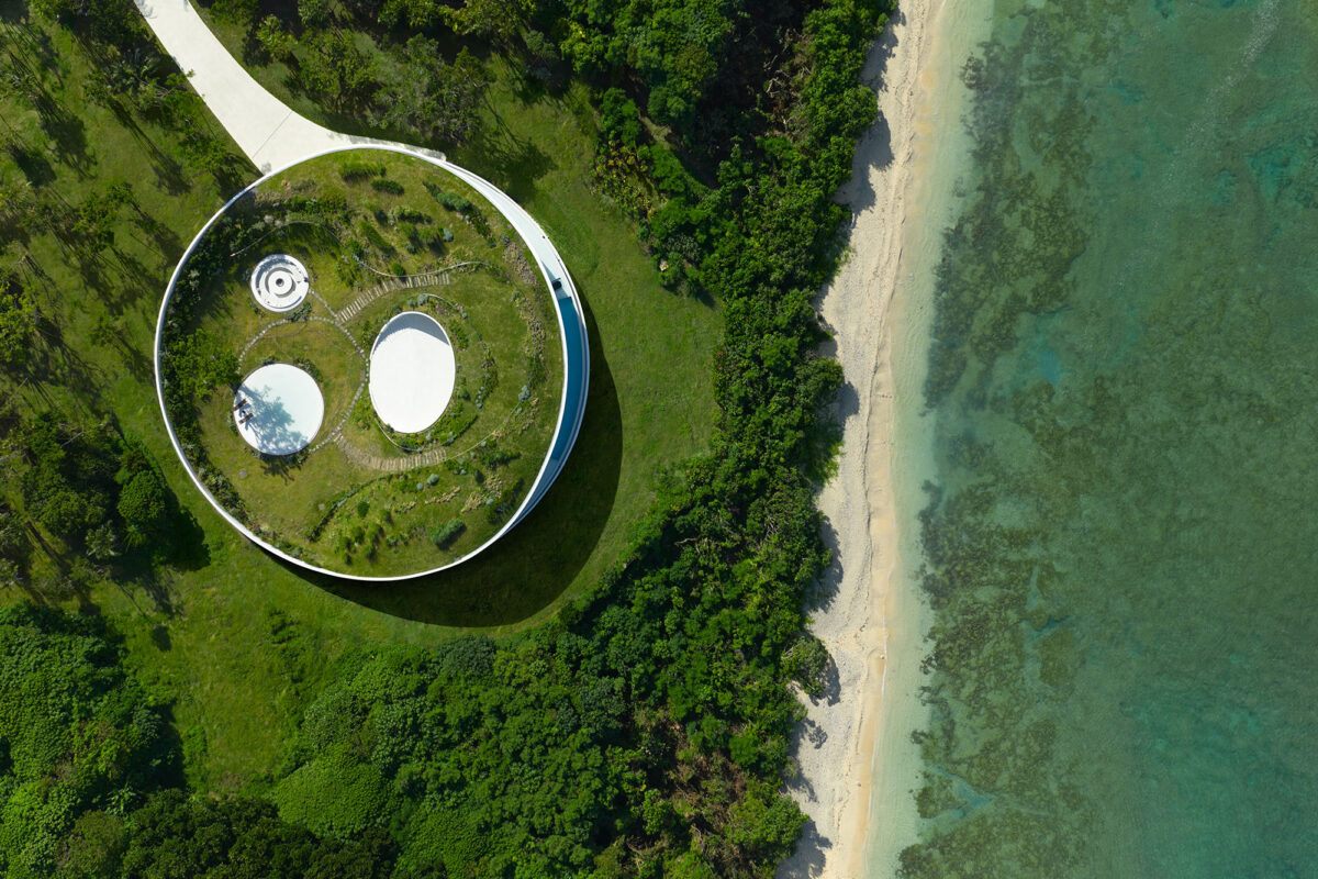 〈NOT A HOTEL ISHIGAKI「EARTH」〉設計：藤本壮介