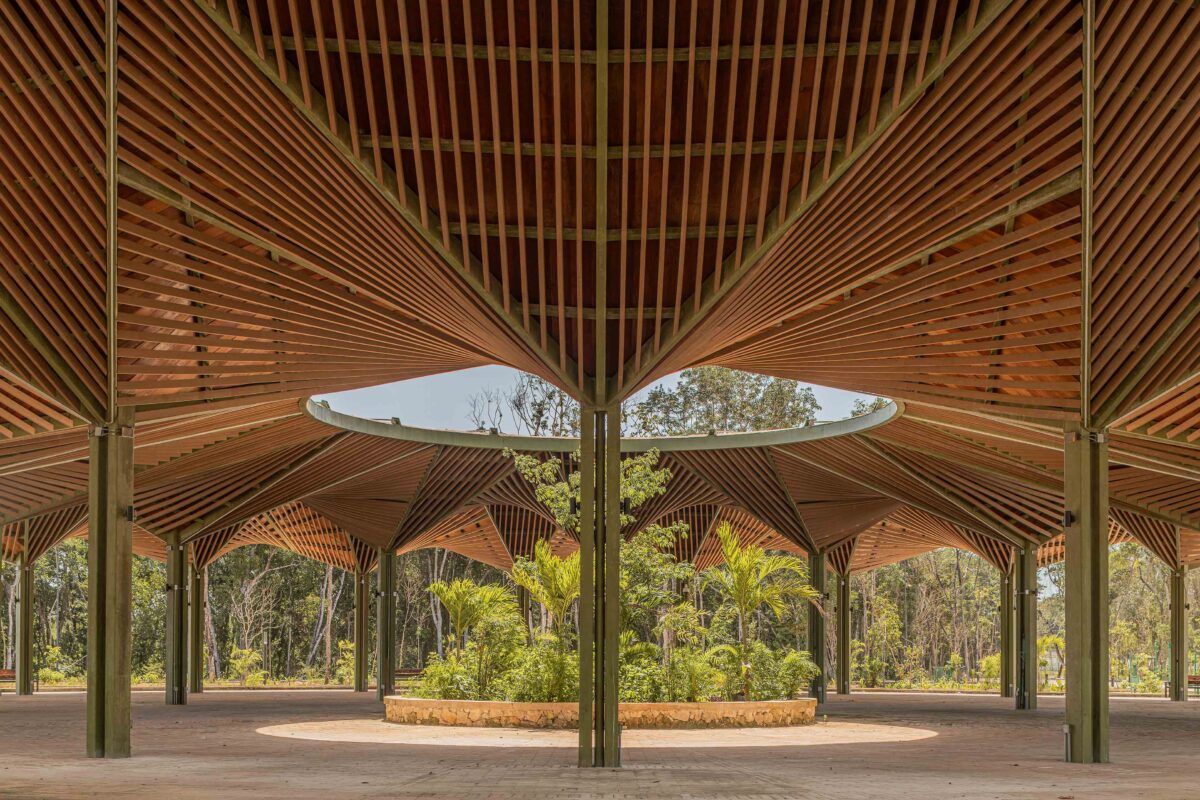 〈キンタナ・ロー公園（Parque Quintana Roo）〉設計：AIDIA STUDIO
