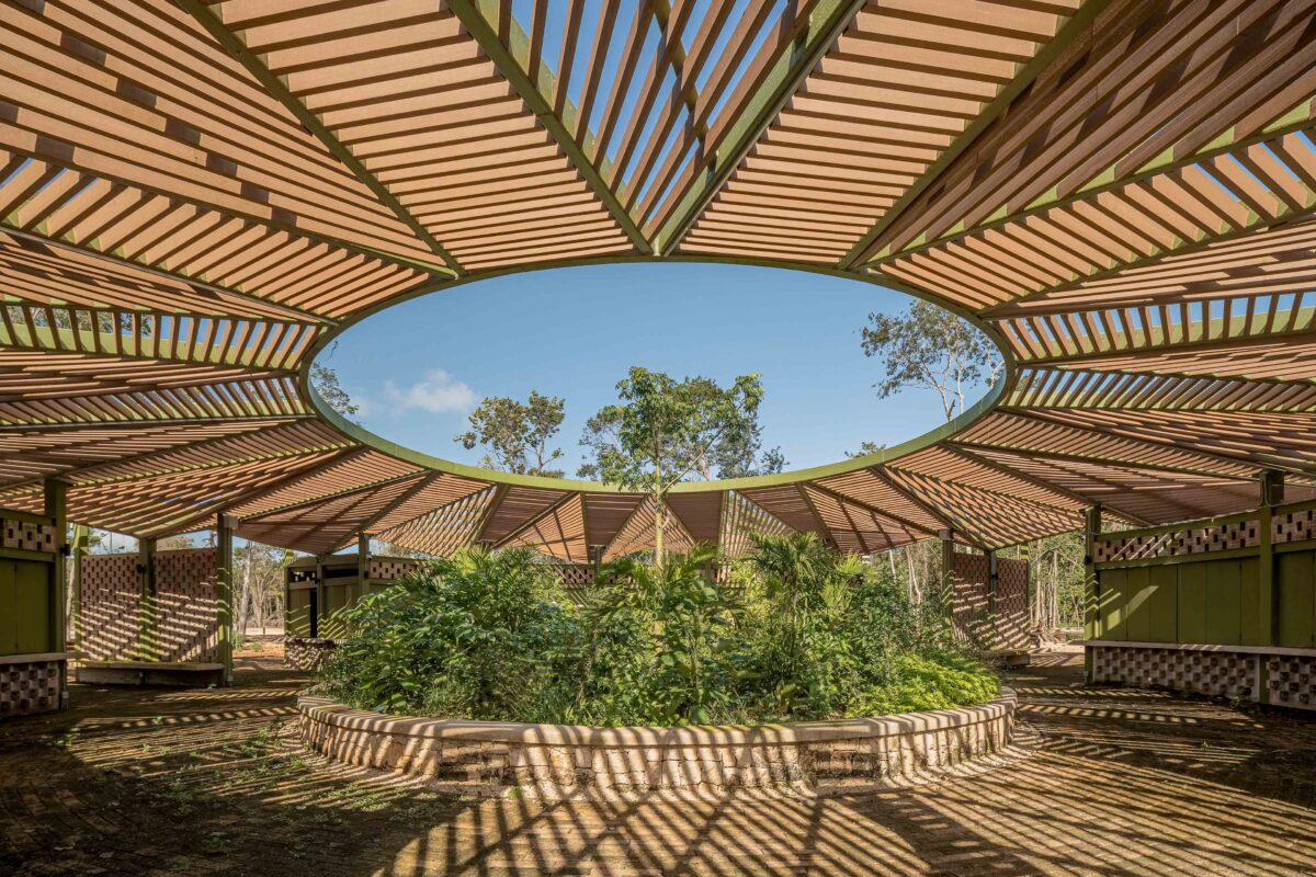 〈キンタナ・ロー公園（Parque Quintana Roo）〉設計：AIDIA STUDIO