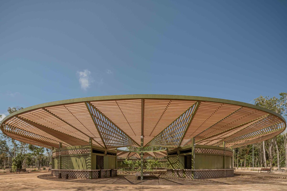 〈キンタナ・ロー公園（Parque Quintana Roo）〉設計：AIDIA STUDIO
