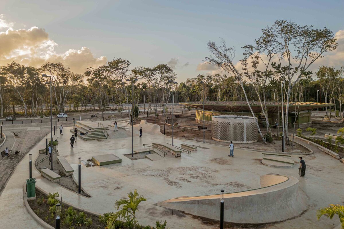 〈キンタナ・ロー公園（Parque Quintana Roo）〉設計：AIDIA STUDIO