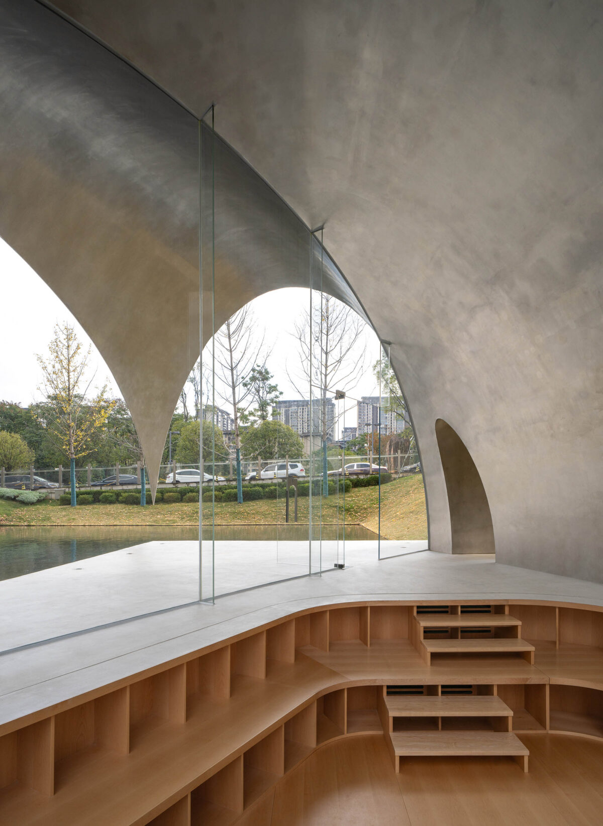 〈AYDCパブリック・アート・センター（AYDC Public Art Center）〉設計：ATELIER XI