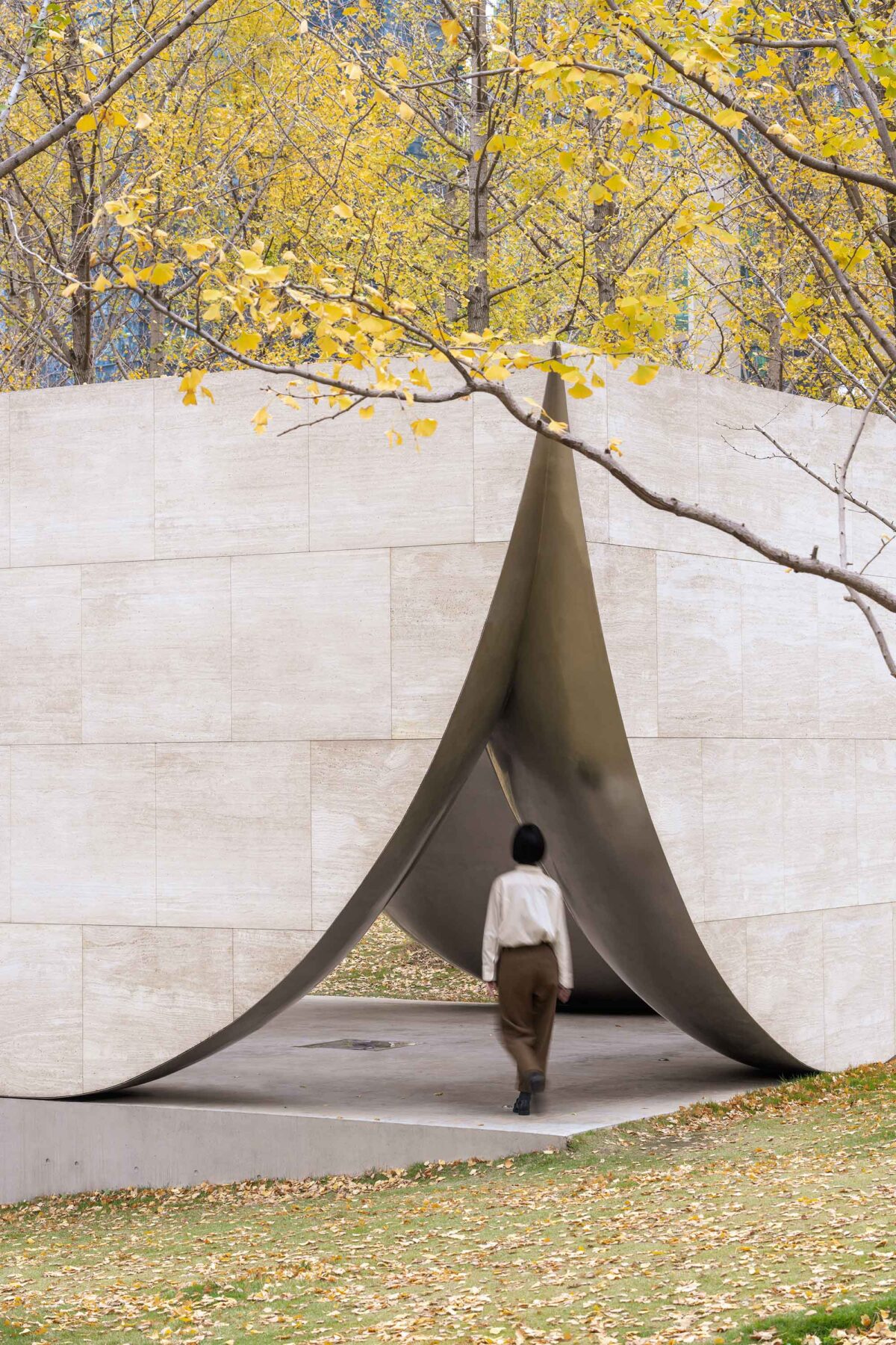 〈AYDCパブリック・アート・センター（AYDC Public Art Center）〉設計：ATELIER XI