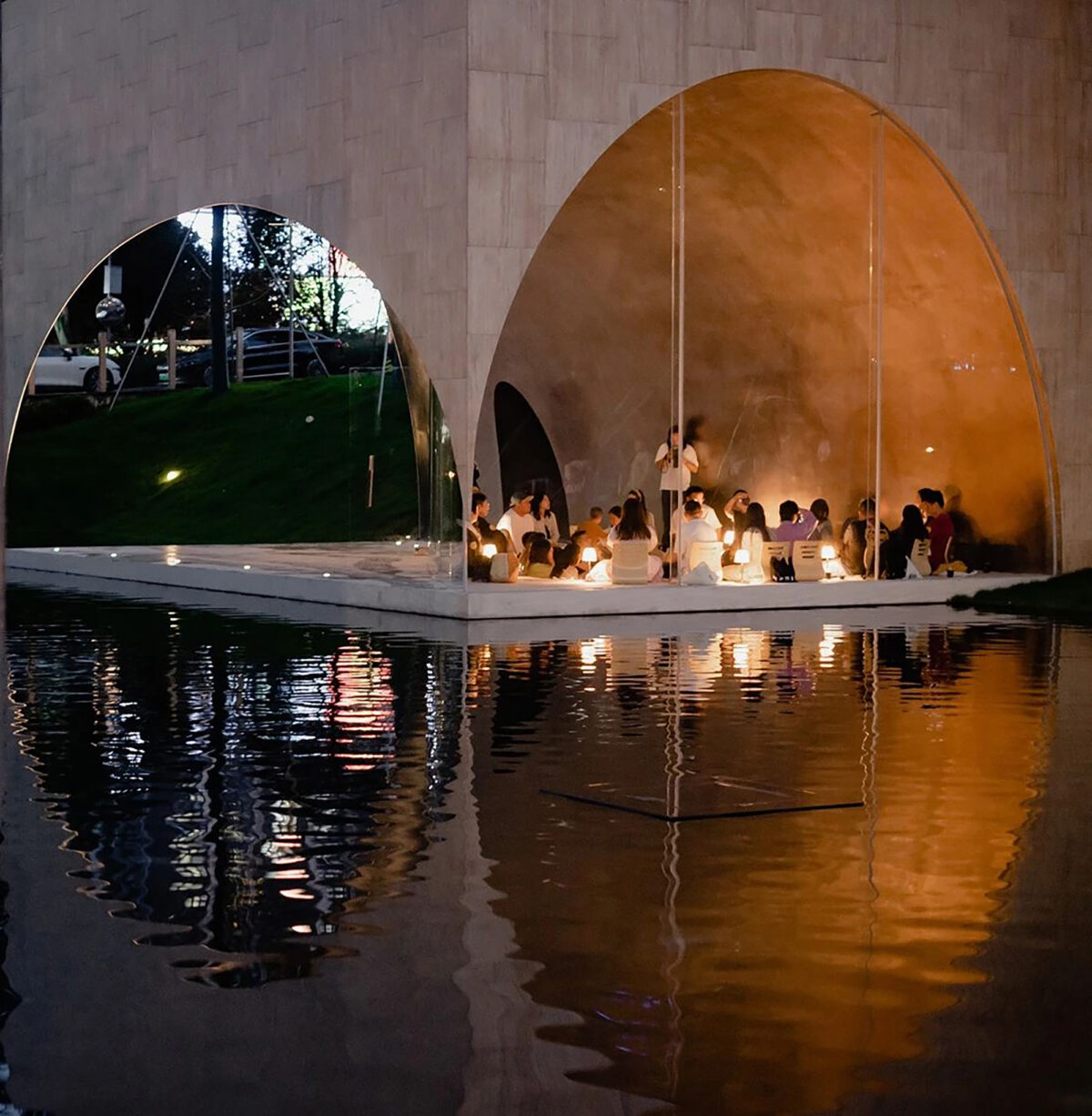 〈AYDCパブリック・アート・センター（AYDC Public Art Center）〉設計：ATELIER XI