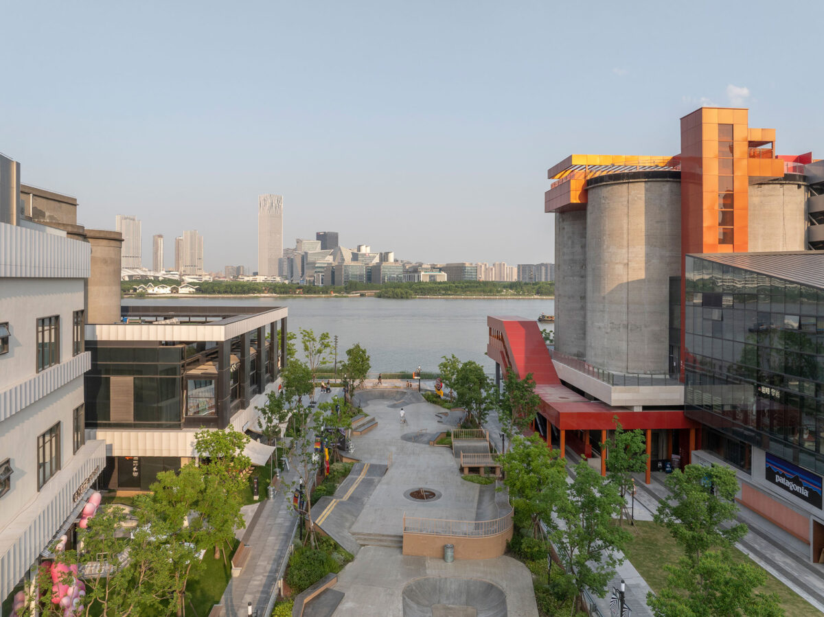〈GATE M ウェストバンド・ドリーム・センター（GATE M West Bund Dream Center）〉設計：MVRDV