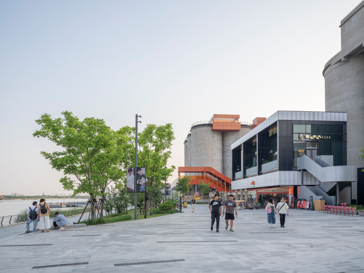 〈GATE M ウェストバンド・ドリーム・センター（GATE M West Bund Dream Center）〉設計：MVRDV