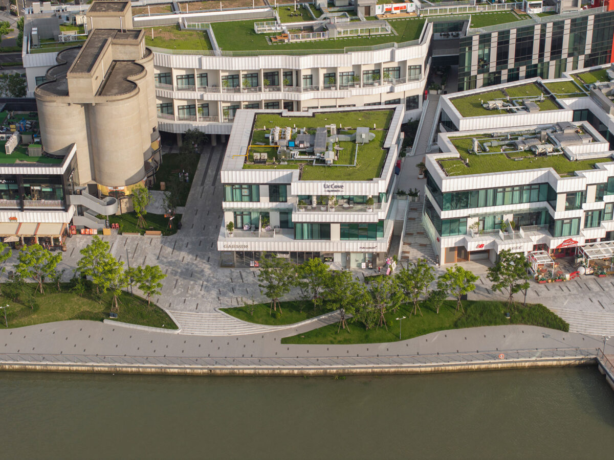 〈GATE M ウェストバンド・ドリーム・センター（GATE M West Bund Dream Center）〉設計：MVRDV