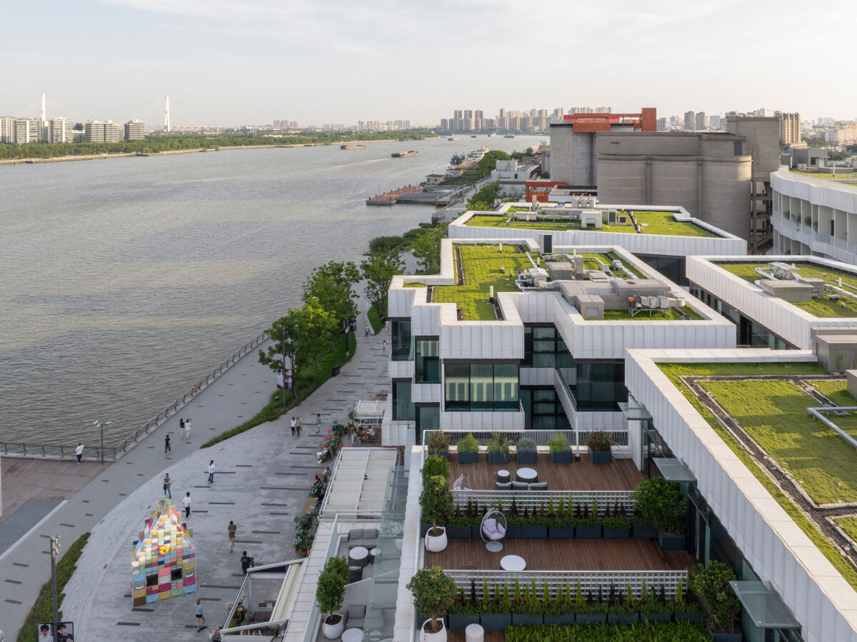〈GATE M ウェストバンド・ドリーム・センター（GATE M West Bund Dream Center）〉設計：MVRDV