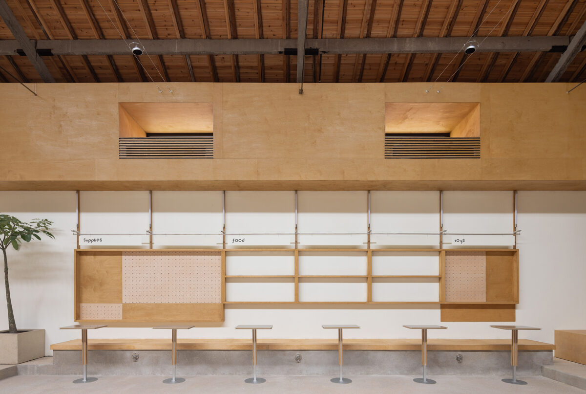 〈ヒーリングペット（Healing pets）〉トータルデザイン： インフォーマル・デザイン（Informal Design）