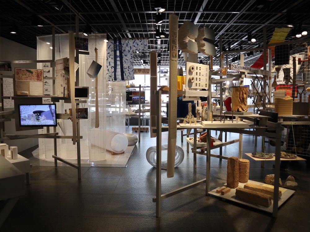 TOTOギャラリー・間「新しい建築の当事者たち」会場レポート