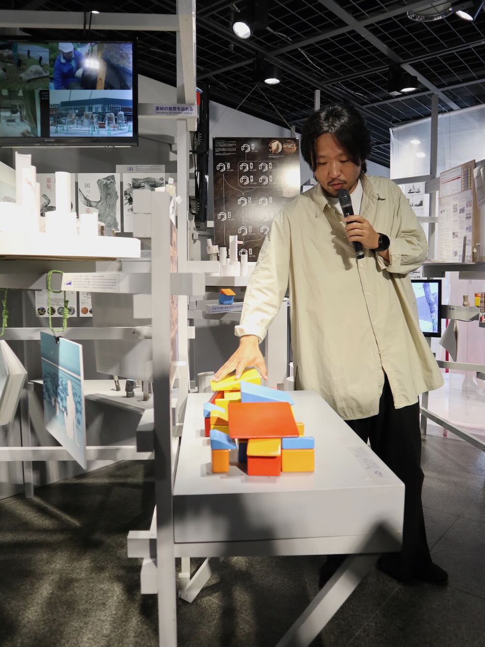 TOTOギャラリー・間「新しい建築の当事者たち」会場レポート