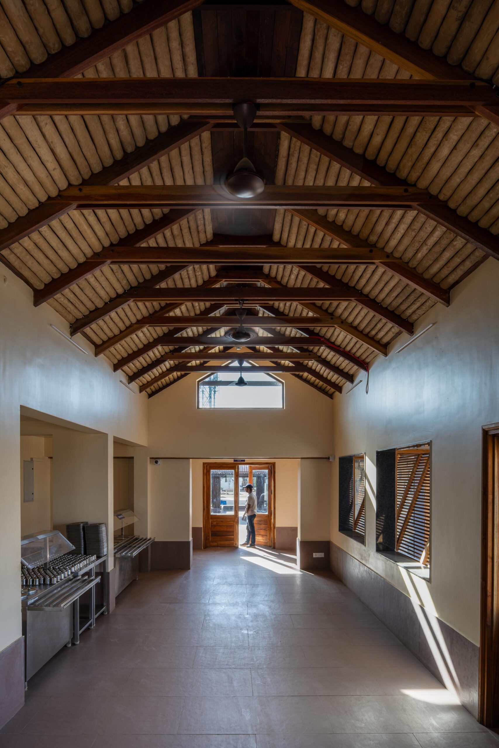 〈Factory Canteen〉設計：スタジオドット（Studio Dot）