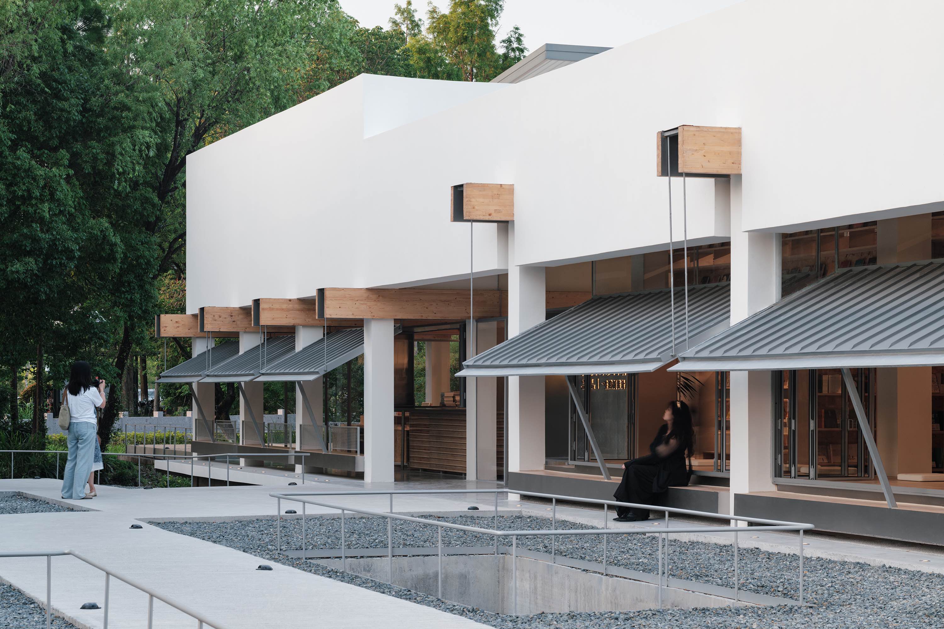 〈西渓・ゴールドマイ・ブックストア（Xixi Goldmye Bookstore）〉設計：アトリエ・ウェン・アーキ（Atelier Wen’Arch）