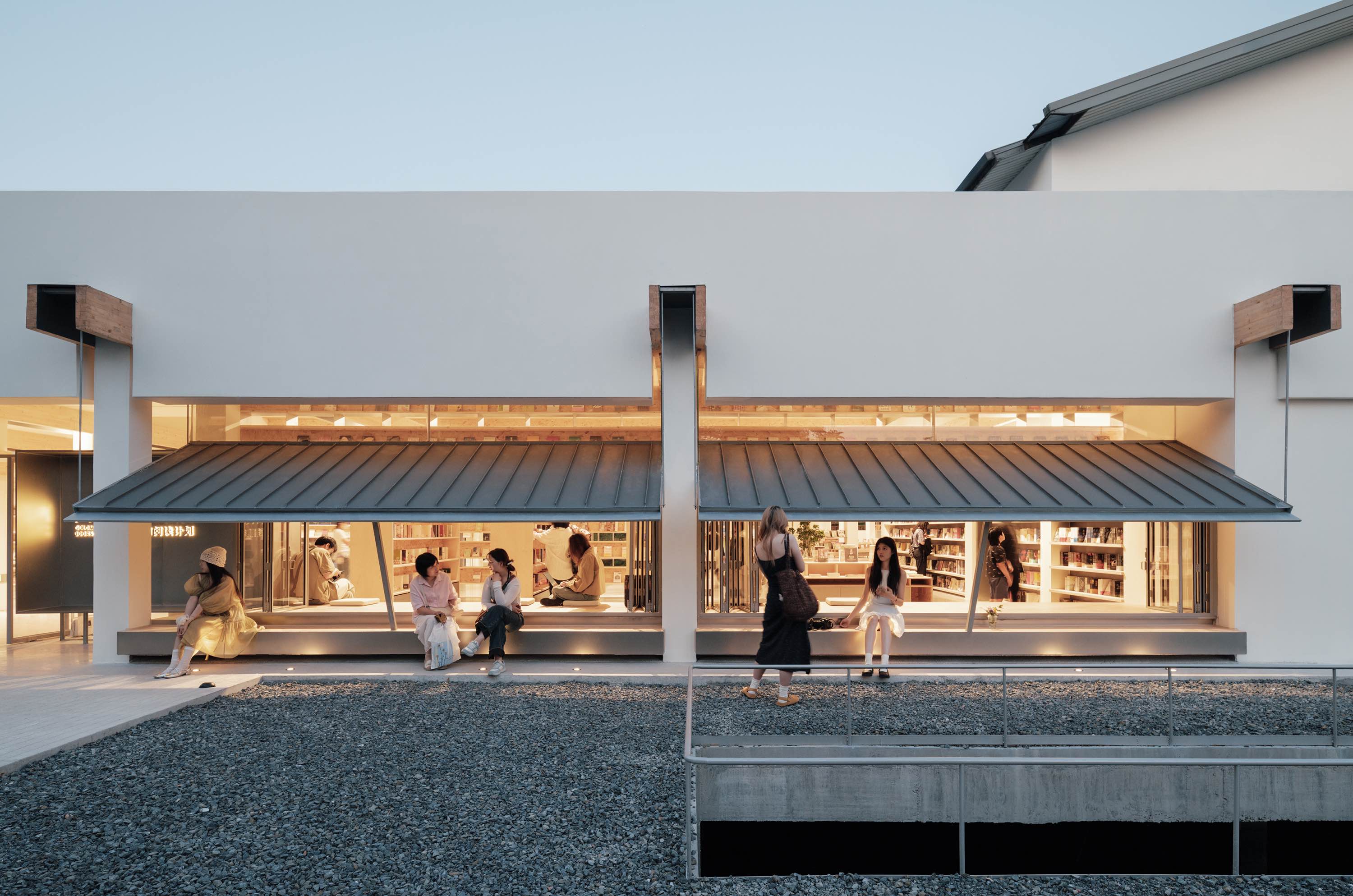 〈西渓・ゴールドマイ・ブックストア（Xixi Goldmye Bookstore）〉設計：アトリエ・ウェン・アーキ（Atelier Wen’Arch）