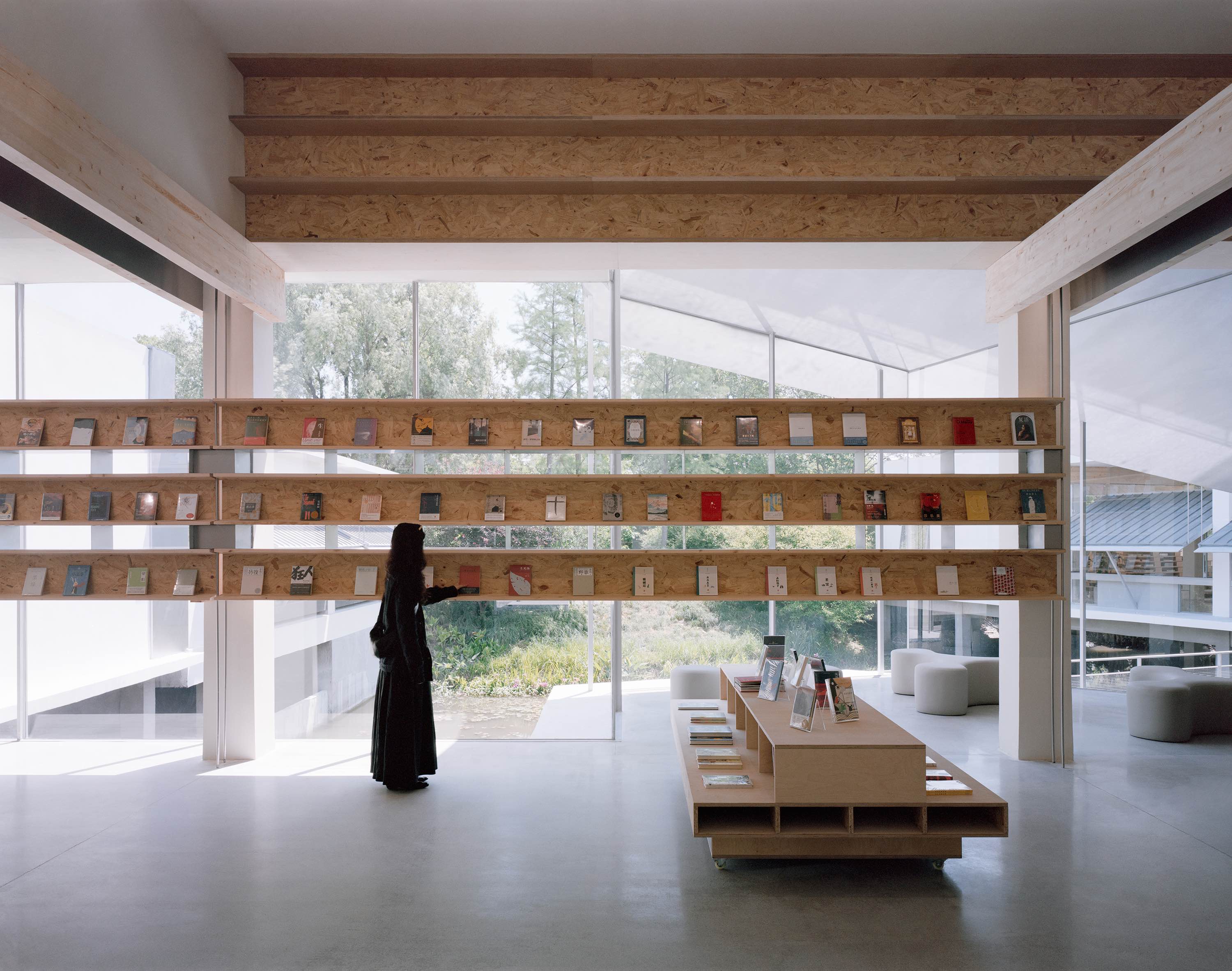 〈西渓・ゴールドマイ・ブックストア（Xixi Goldmye Bookstore）〉設計：アトリエ・ウェン・アーキ（Atelier Wen’Arch）