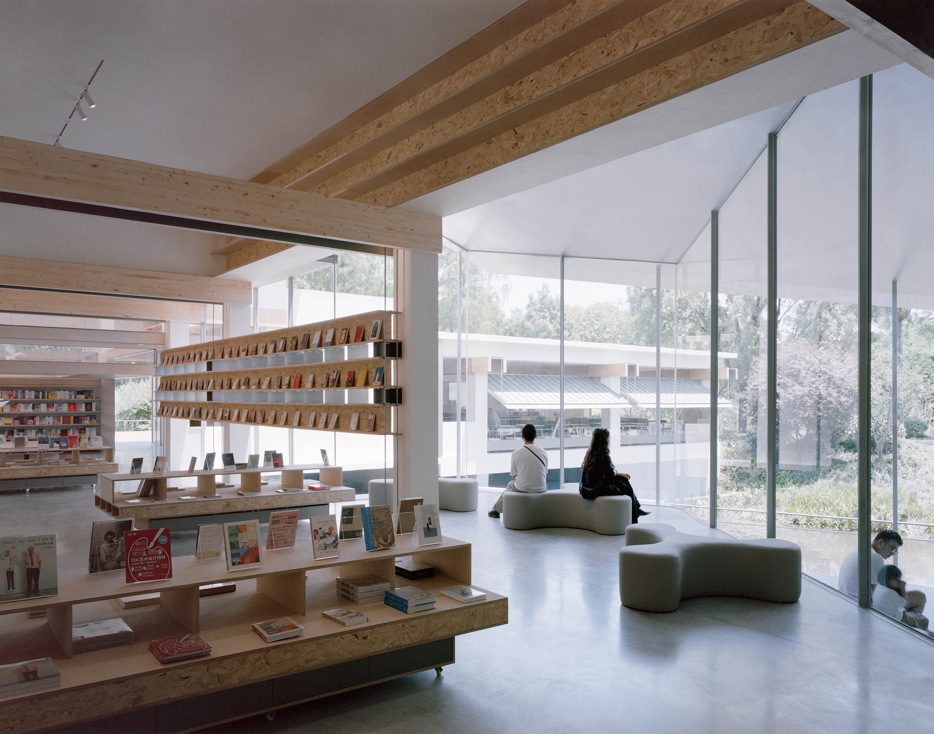 〈西渓・ゴールドマイ・ブックストア（Xixi Goldmye Bookstore）〉設計：アトリエ・ウェン・アーキ（Atelier Wen’Arch）