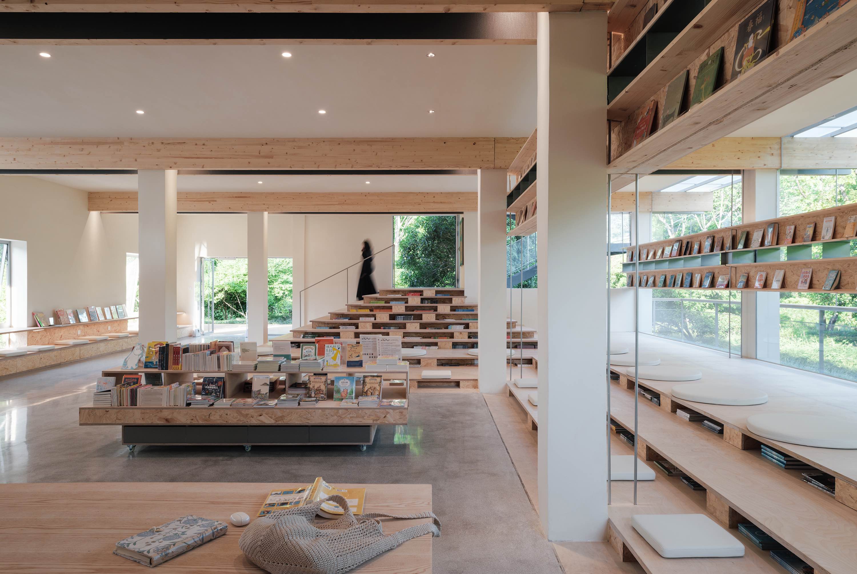 〈西渓・ゴールドマイ・ブックストア（Xixi Goldmye Bookstore）〉設計：アトリエ・ウェン・アーキ（Atelier Wen’Arch）