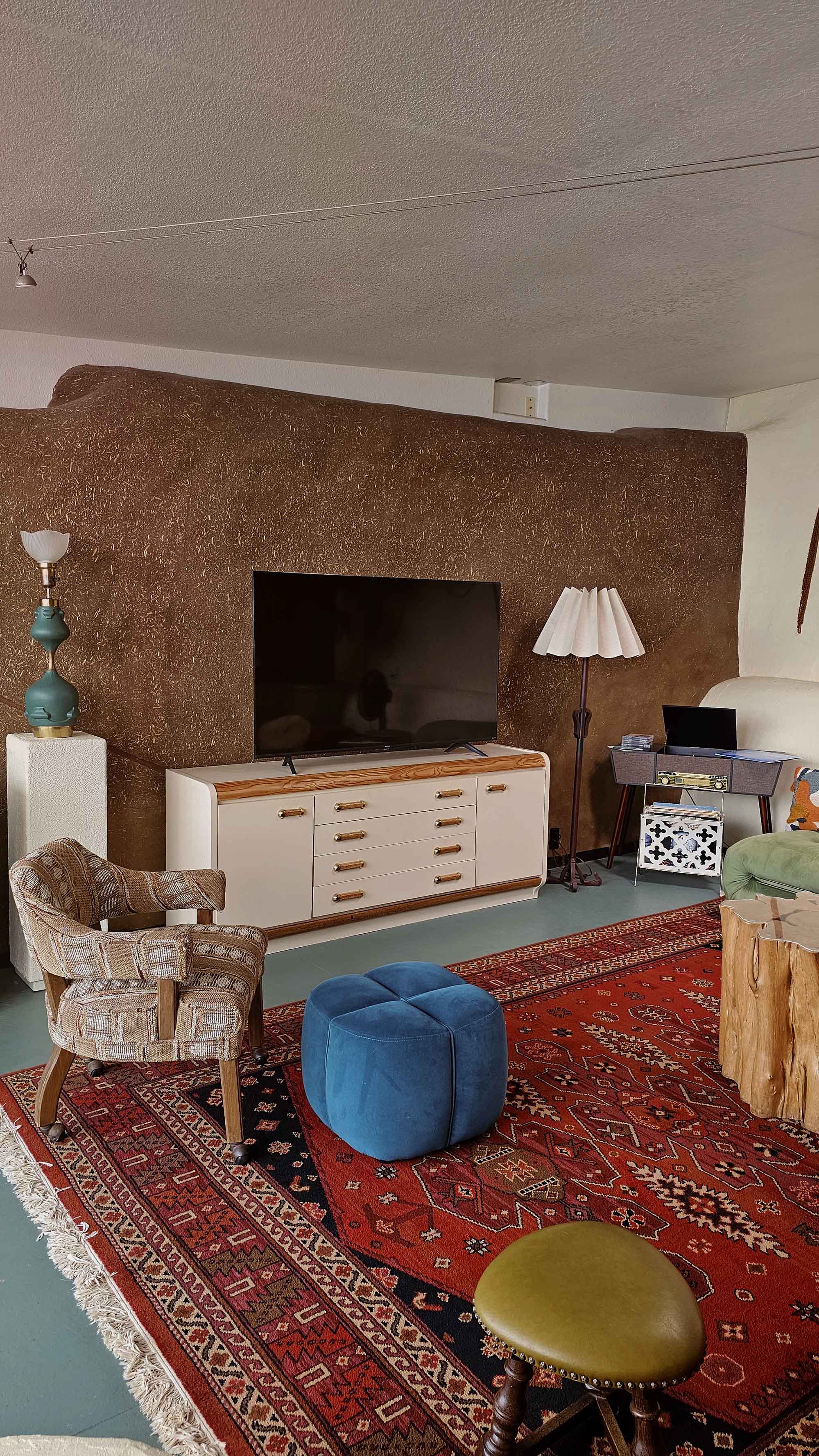 〈アースハウス・アトリウム（Earth House Atrium）〉設計：アリアナ・ダニエルソン（Arianna Danielson）