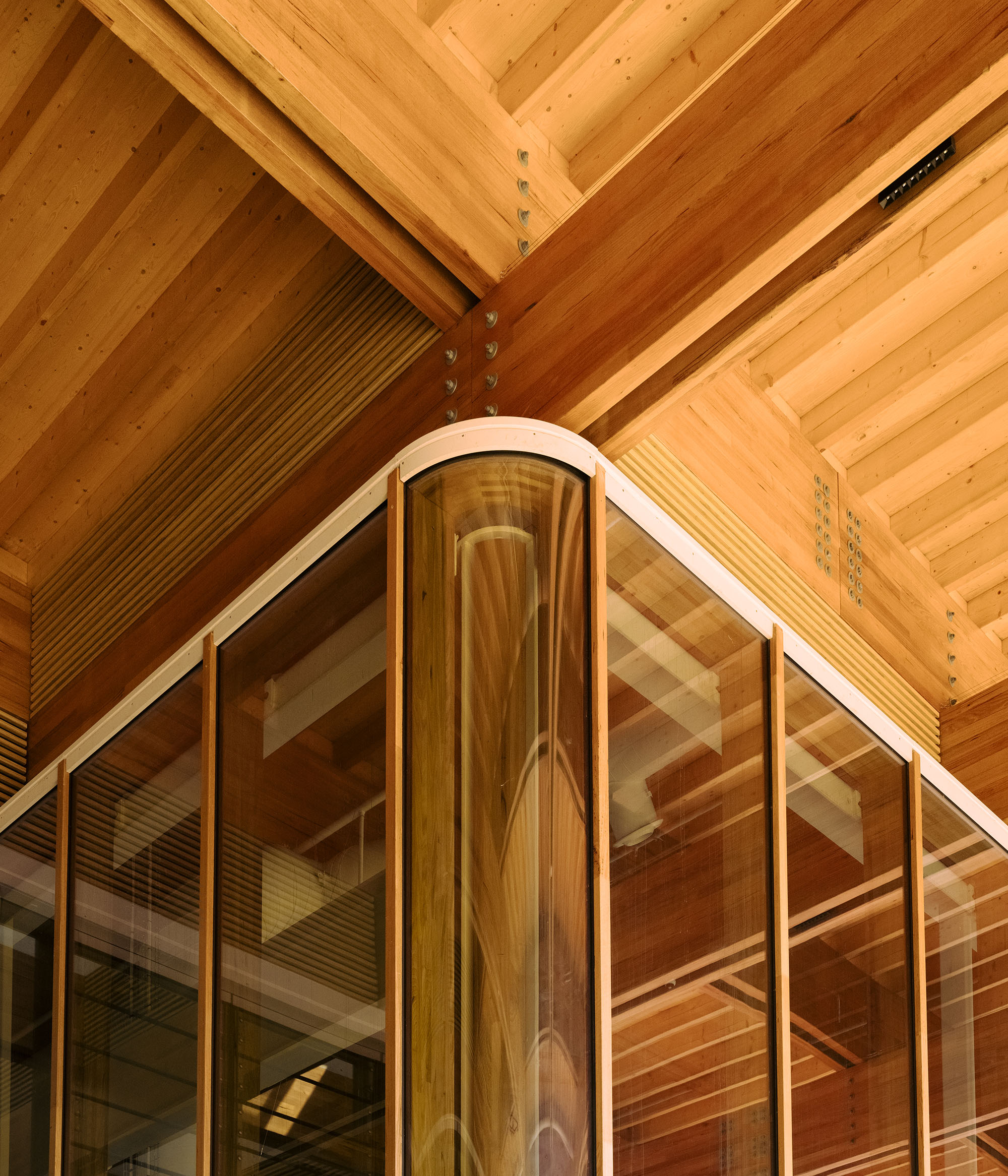 「ブラッドフィールド・シティ・センター(Bradfield City Centre)」の第1号棟、設計:Hassell