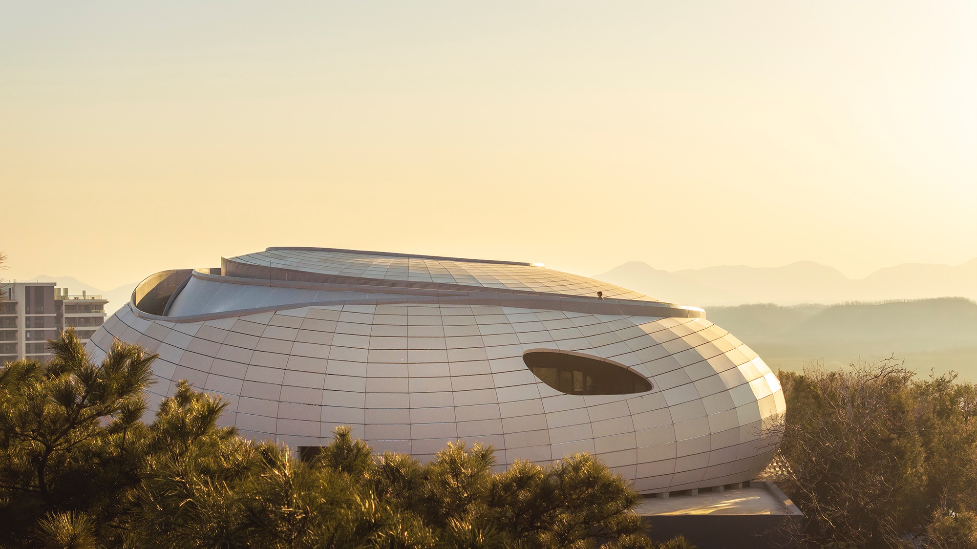 〈The Rock〉設計：ウートピア・ラボ（Wutopia Lab）