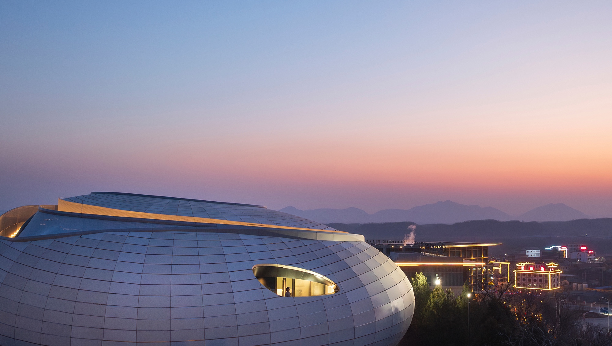 〈The Rock〉設計：ウートピア・ラボ（Wutopia Lab）