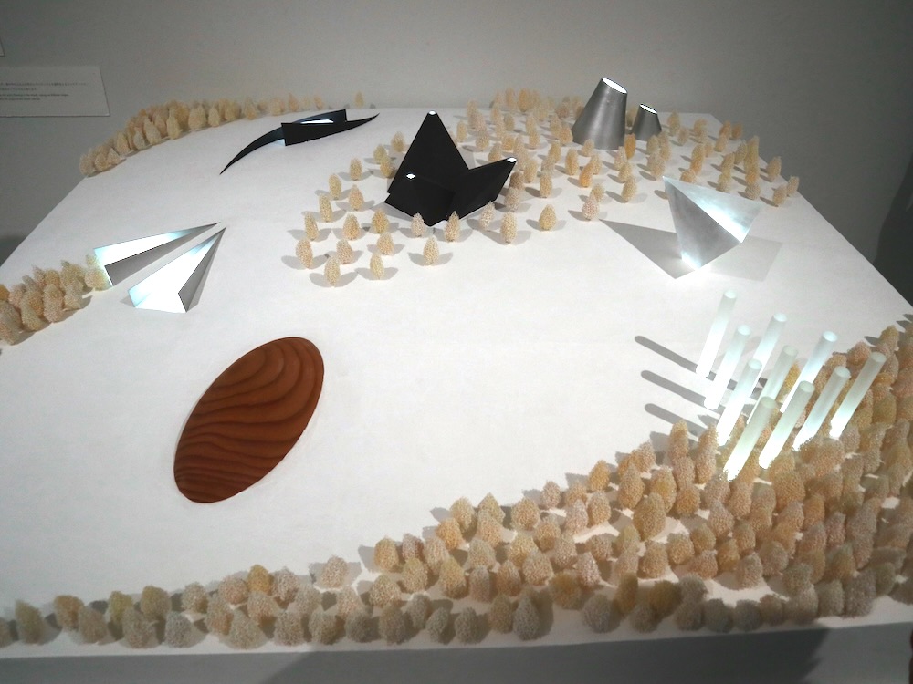 中村キース・ヘリング美術館「北川原温　時間と空間の星座」展