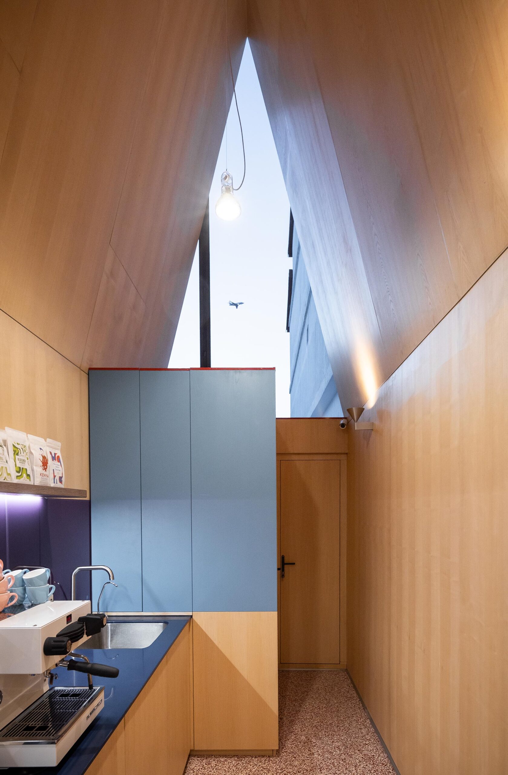 〈ザ・チャペル（The Chapel）〉設計： Vinklu