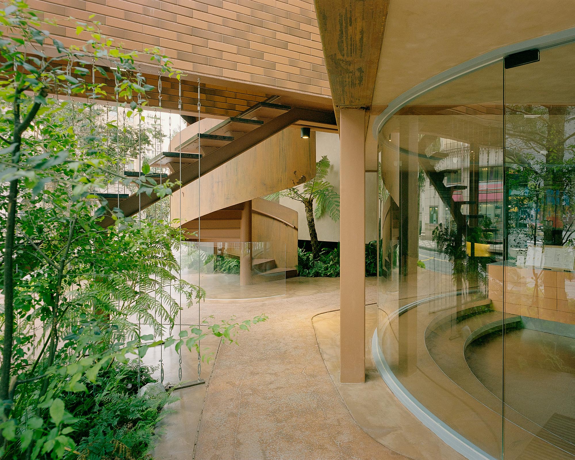 〈アプリシティ・デベロップメントブランド本社（Apricity Development Brand headquarters）〉設計：Soar Design Studio + Ray Architrcts