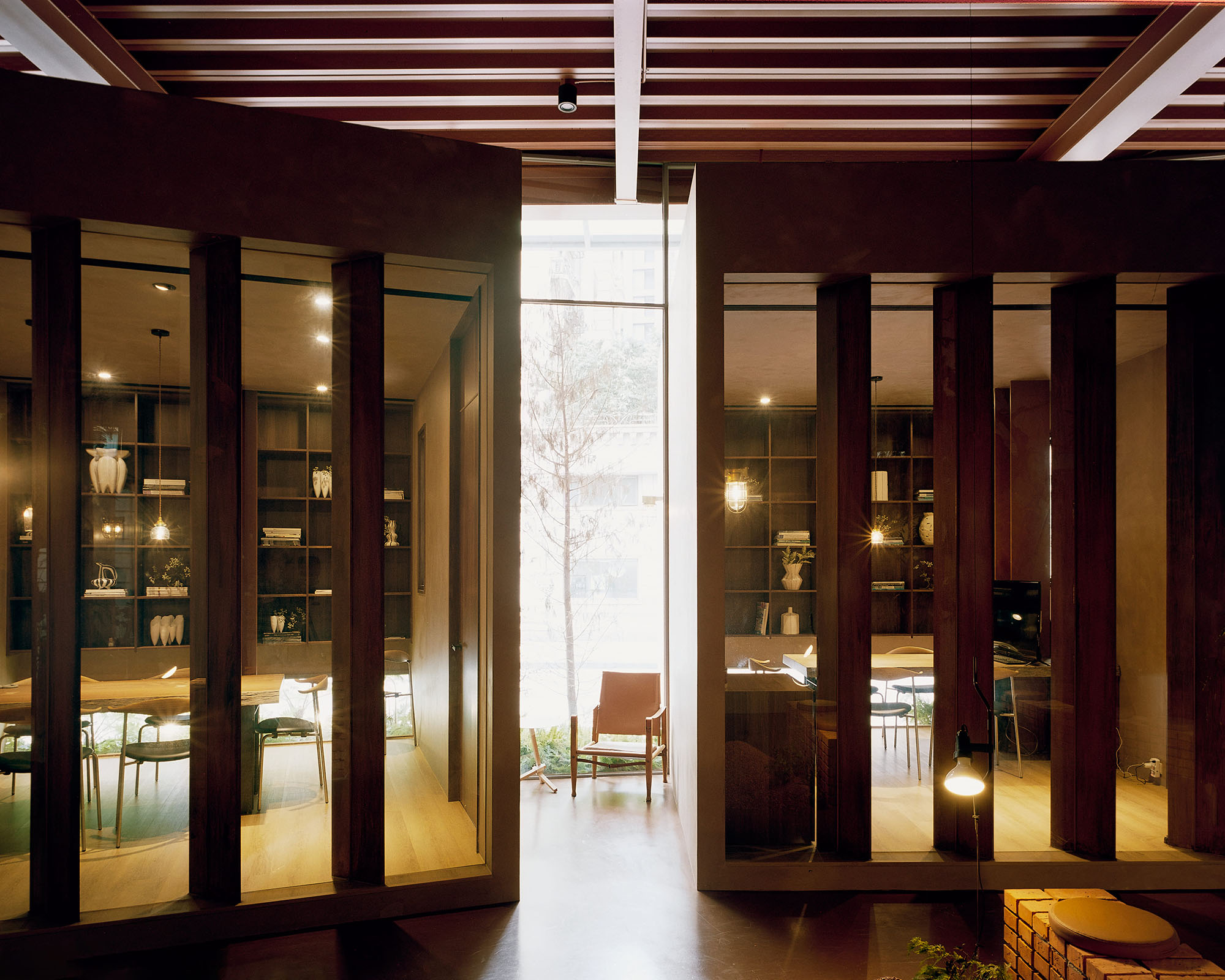 〈アプリシティ・デベロップメントブランド本社（Apricity Development Brand headquarters）〉設計：Soar Design Studio + Ray Architrcts