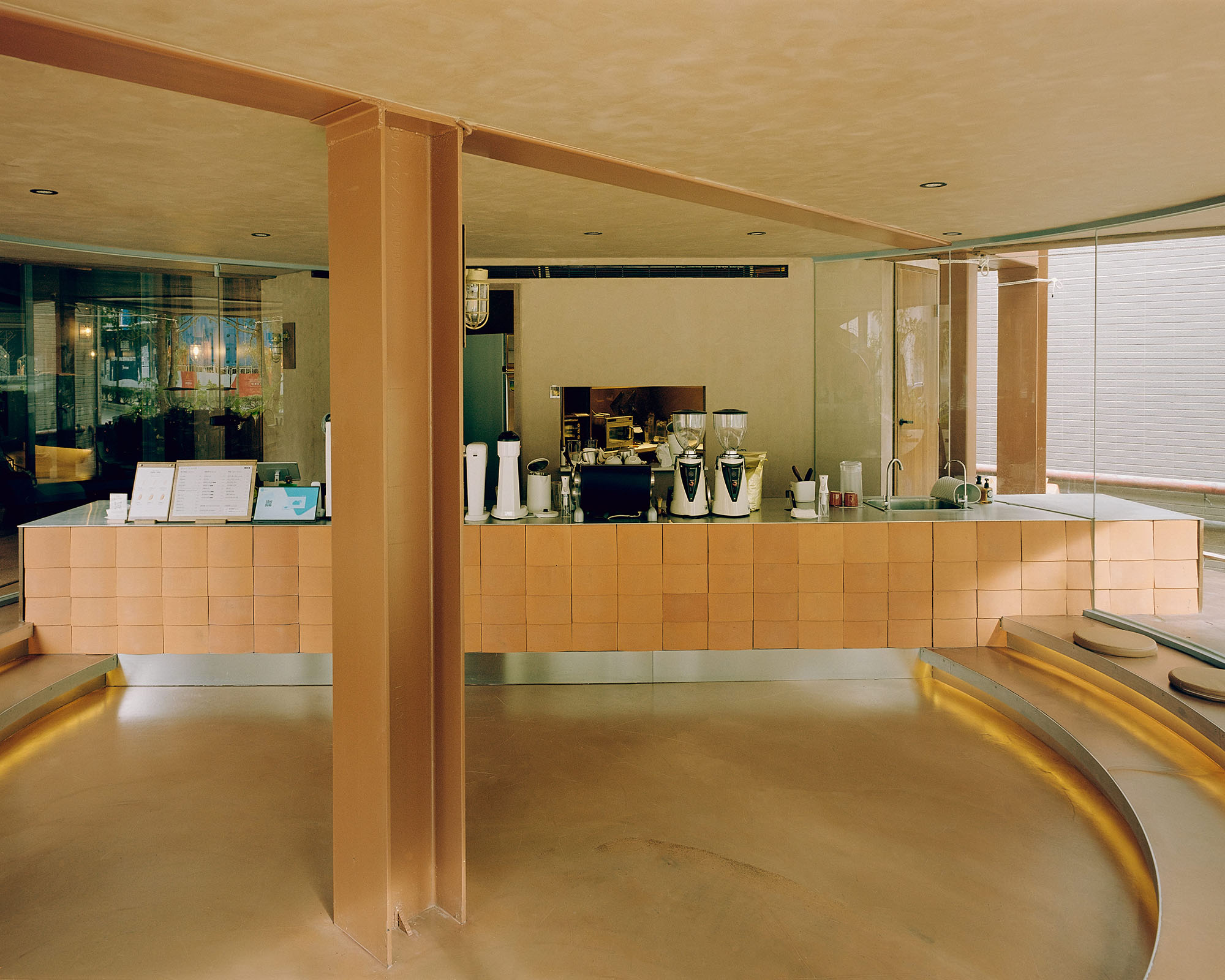 〈アプリシティ・デベロップメントブランド本社（Apricity Development Brand headquarters）〉設計：Soar Design Studio + Ray Architrcts