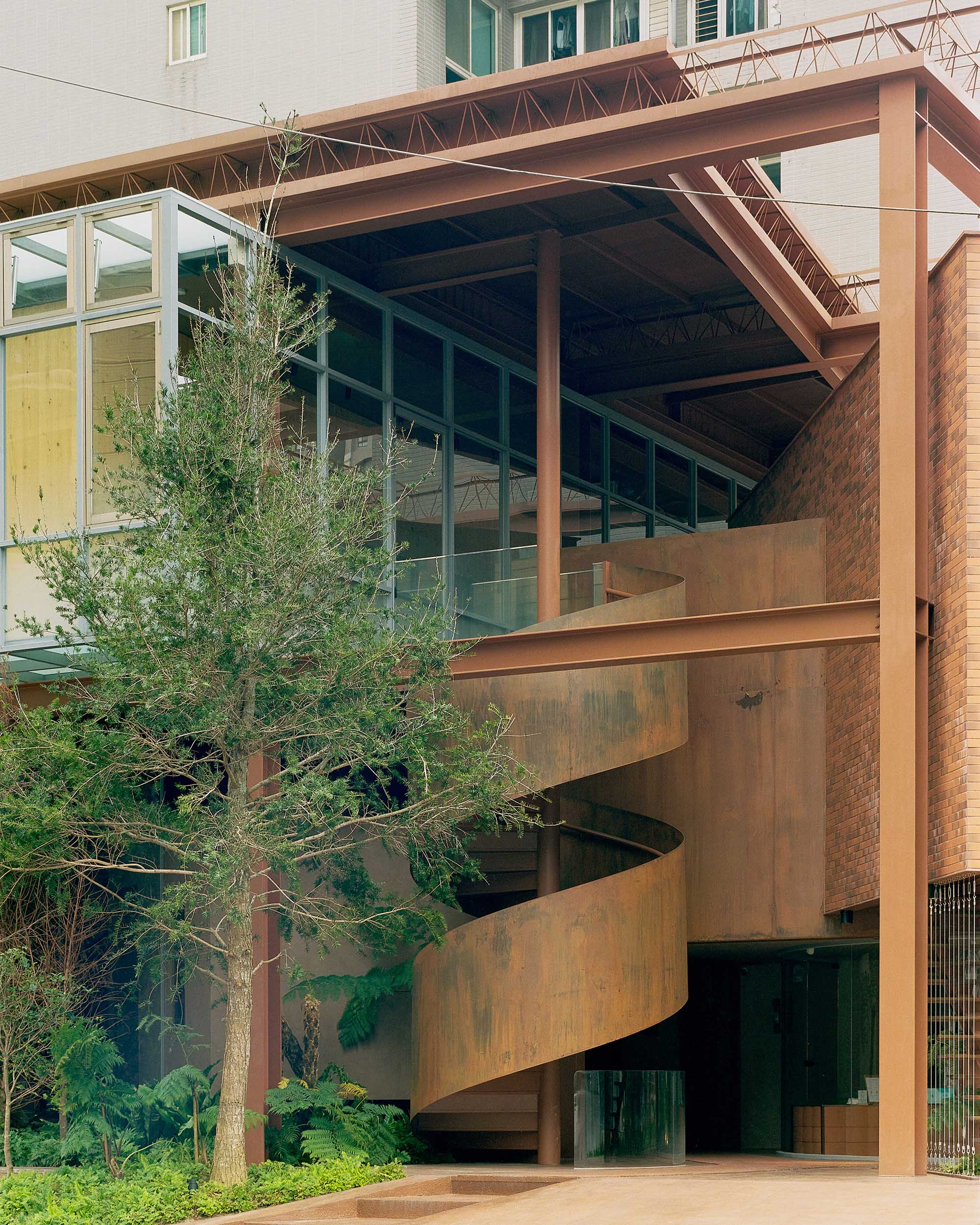 〈アプリシティ・デベロップメントブランド本社（Apricity Development Brand headquarters）〉設計：Soar Design Studio + Ray Architrcts